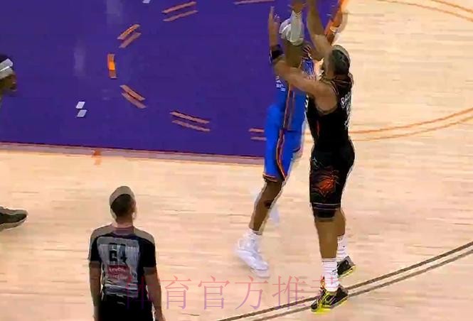 准!狄龙命中本场第四记三分,太阳领先篮网到20分分差 准!狄龙命中本场第四记三分,太阳领先篮网到20分分差